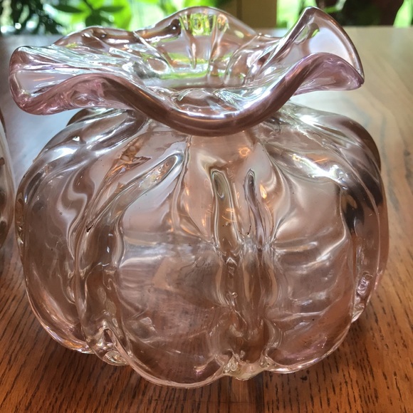 Twos Company Hand Blown Pink Pumpkin Shaped Vases - Picture 4 of 8